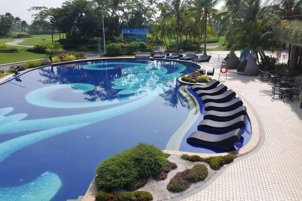 2 Forest City Near Golf W Netflix Villa Johor Bahru